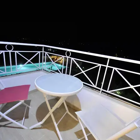 Lina Kerkira جوفيا